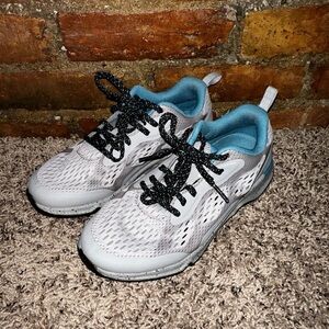 Columbia Hiking Shoes